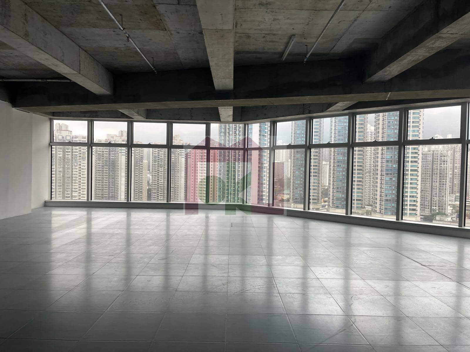 Maxgrand Plaza building or unit photo